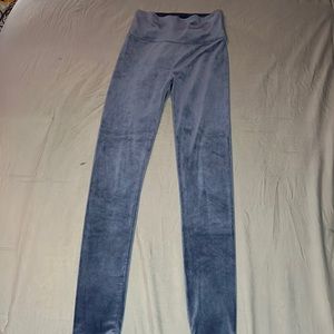 Velvet leggings
